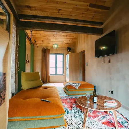 Domaine Boheme I Art De Vivre Apartment